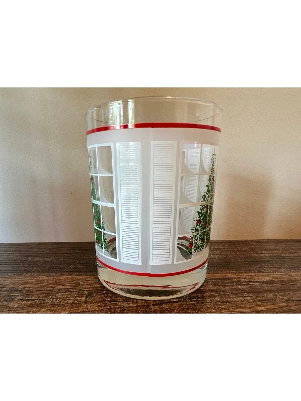 Set Of 4 Christmas Tree Glasses Old Fashion Style Snow Frosted window Pane Scene